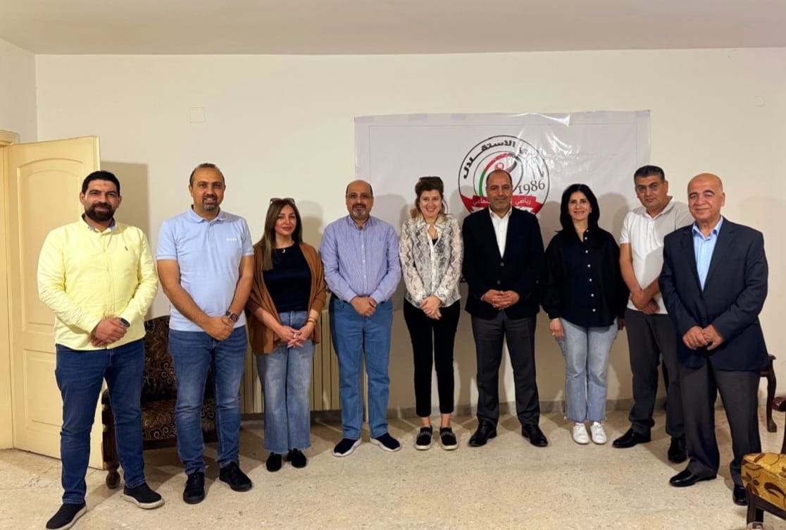 نادي الاستقلال يوزع المناصب الإدارية ويشكل لجانه الداخليه