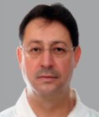 رجا طلب : هكذا يكون رجل الدين.. البابا فرنسيس "بابا الشعب"!
