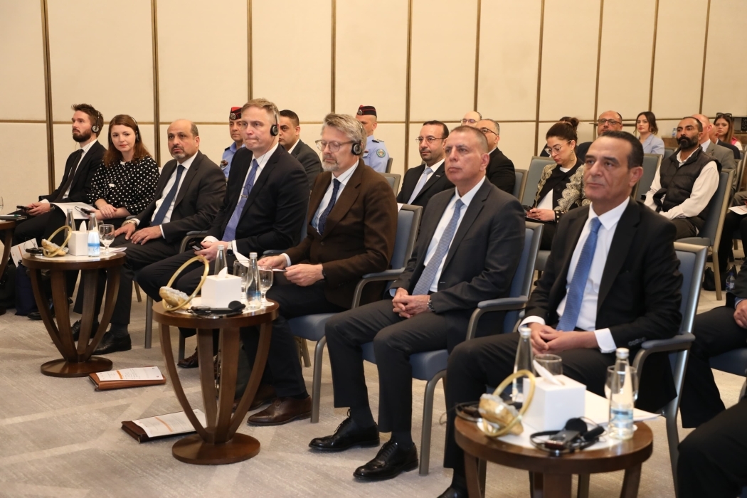 وزير الداخلية : مشروع قاعدة بيانات الهجرة يعزز حوكمة الهجرة ويدعم التنمية الاقتصادية