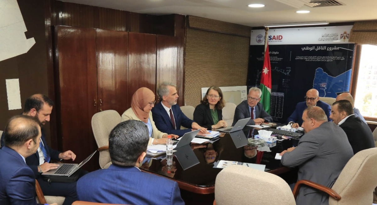 وزير المياه يبحث مع وفد الوكالة الفرنسية مجموعة من المشروعات الحيوية