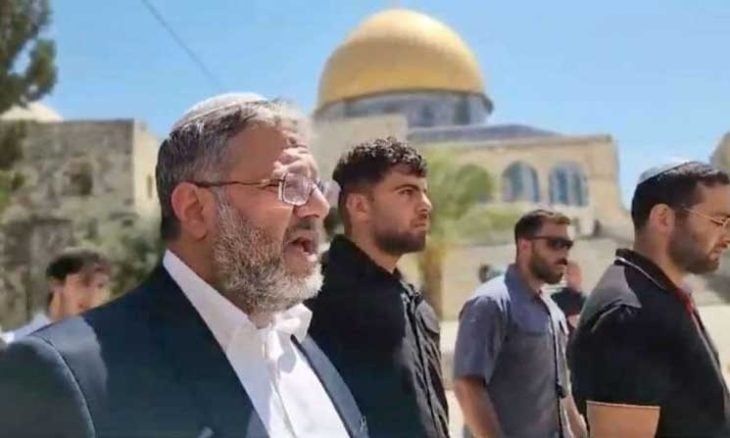 في ذكرى احتلال القدس.. بن غفير يقتحم المسجد الأقصى برفقة مسؤولين إسرائيليين و2000 مستوطن