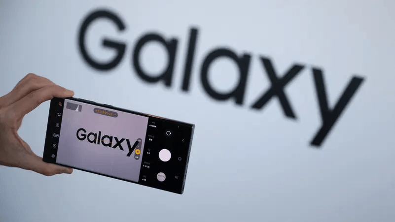 "Galaxy S23 Ultra" يتعرض لاختبار قاس ويصمد: 5 ساعات في نهر متجمّد