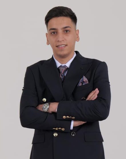 تهنئة وتبربك بتخرج الدكتور باسل التلاهين من كلية طب الاسنان جامعة بخارى ابن سينا في اوزبكستان بتقدير امتياز