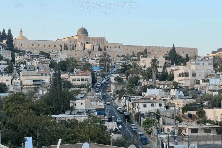 الاحتلال يصدر قرارات إخلاء بالقدس