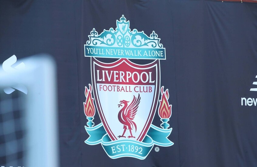 ليفربول يعلن رحيل حارسه رسميا
