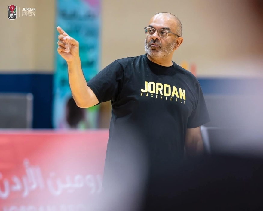 مدرب منتخب السلة: فخورون بالروح القتالية والجهد الكبير الذي قدمه "صقور النشامى"