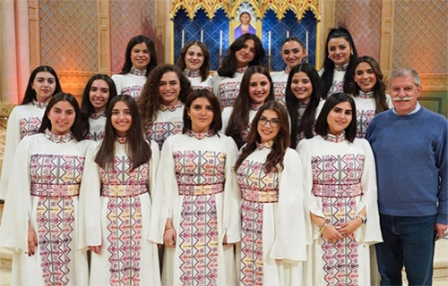 "نور".. من زنازين الاحتلال إلى حناجر "بنات القدس"!