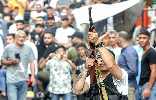 لبنان: سحب السلاح من المخيمات الفلسطينية سيبدأ في منتصف حزيران