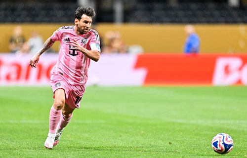 ماسكيرانو: ميسي أفضل لاعب في تاريخ كرة القدم