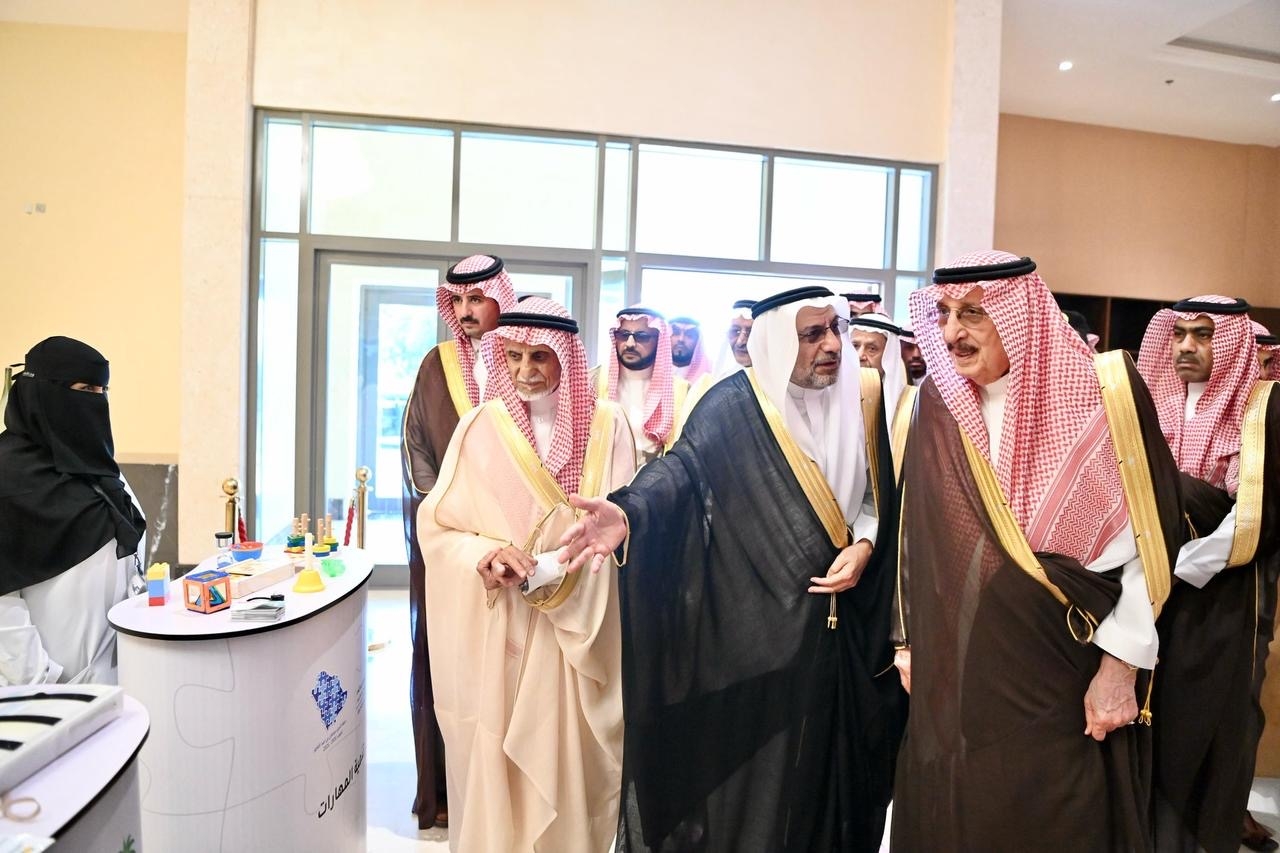 أمير منطقة جازان يُدشّن حملة الأمير سلطان بن عبدالعزيز للتوحد