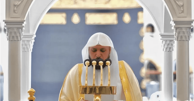 إمام المسجد الحرام في خطبة الجمعة: طاعة الله أجلّ نعمة وتقواه أعظم عصمة