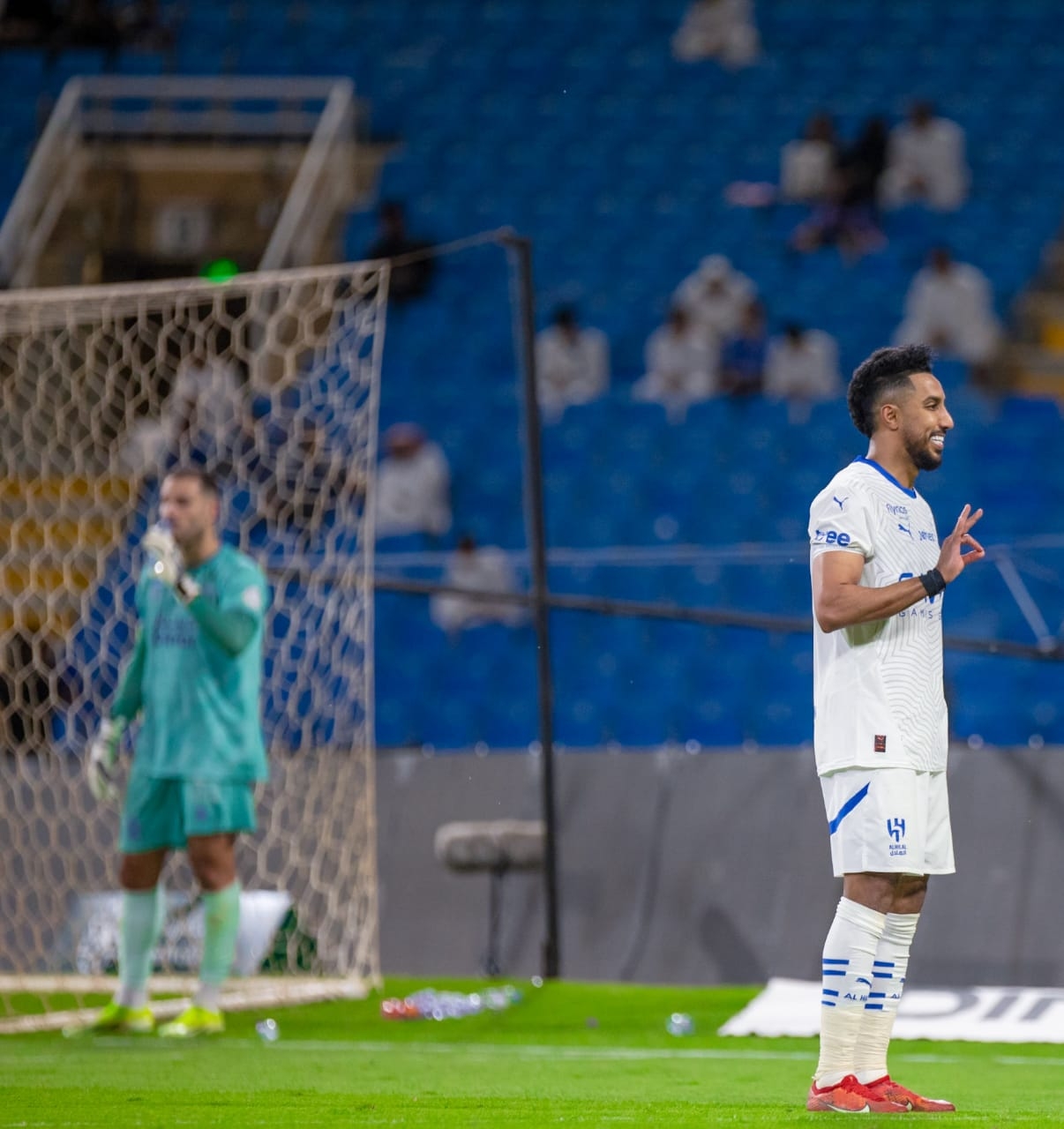 الهلال يصادف على هبوط الرائد بخماسية