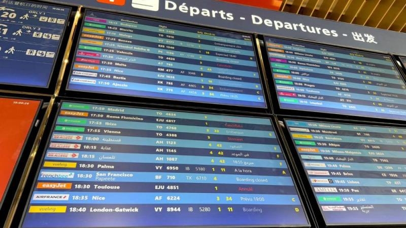 لليوم الثاني: فوضى في مطار باريس أورلي بسبب استمرار تعطل نظام المراقبة الجوية