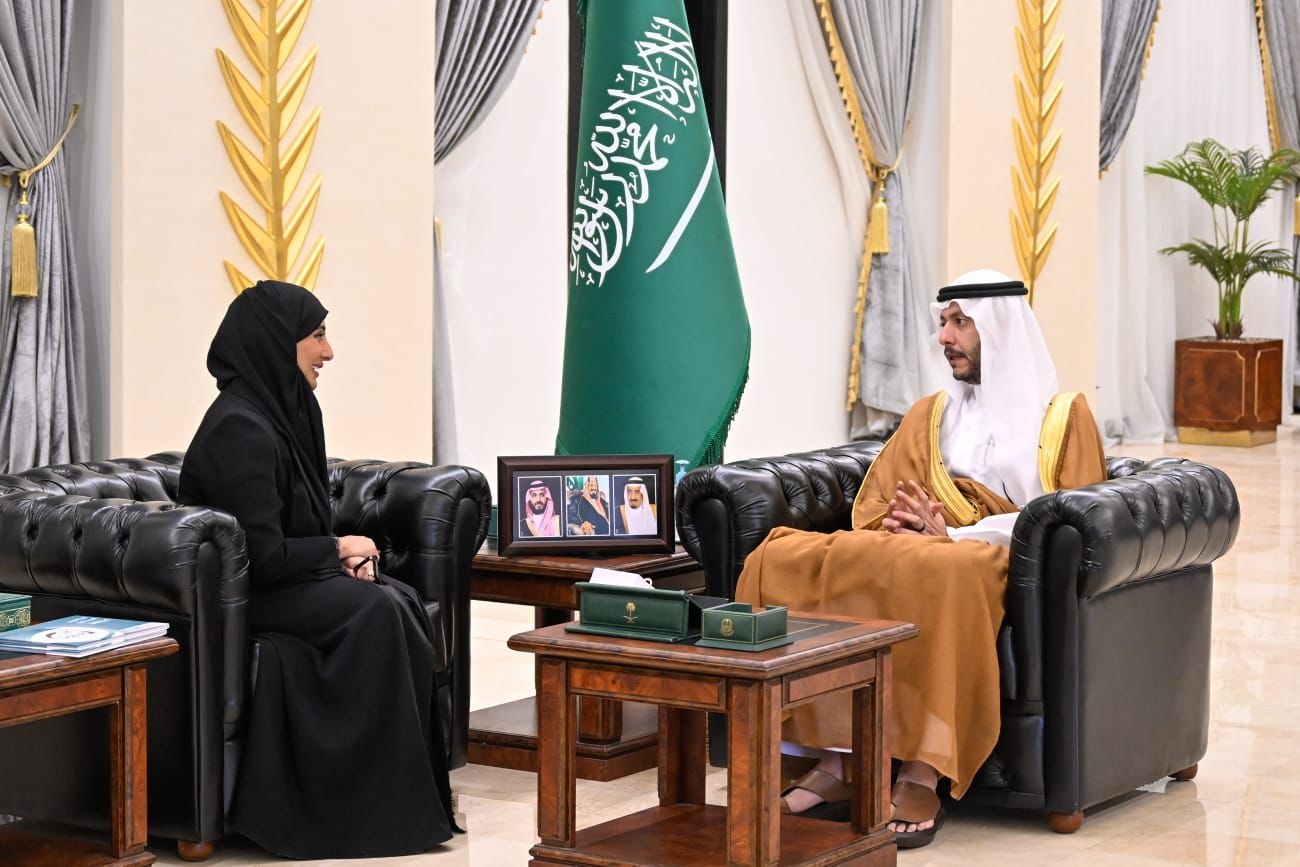 مُحافظ الطائف يلتقي الرئيس التنفيذي المكلف لجمعية مراكز الأحياء بمنطقة مكة