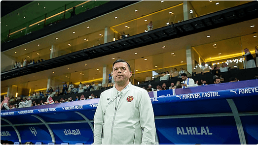 الخلود يتعاقد رسميًا مع المدرب الروماني كوزمين كونترا