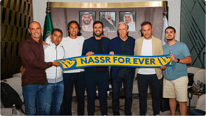 جورجي جيسوس يصل الرياض لقيادة النصر وطموح العودة للمنصات