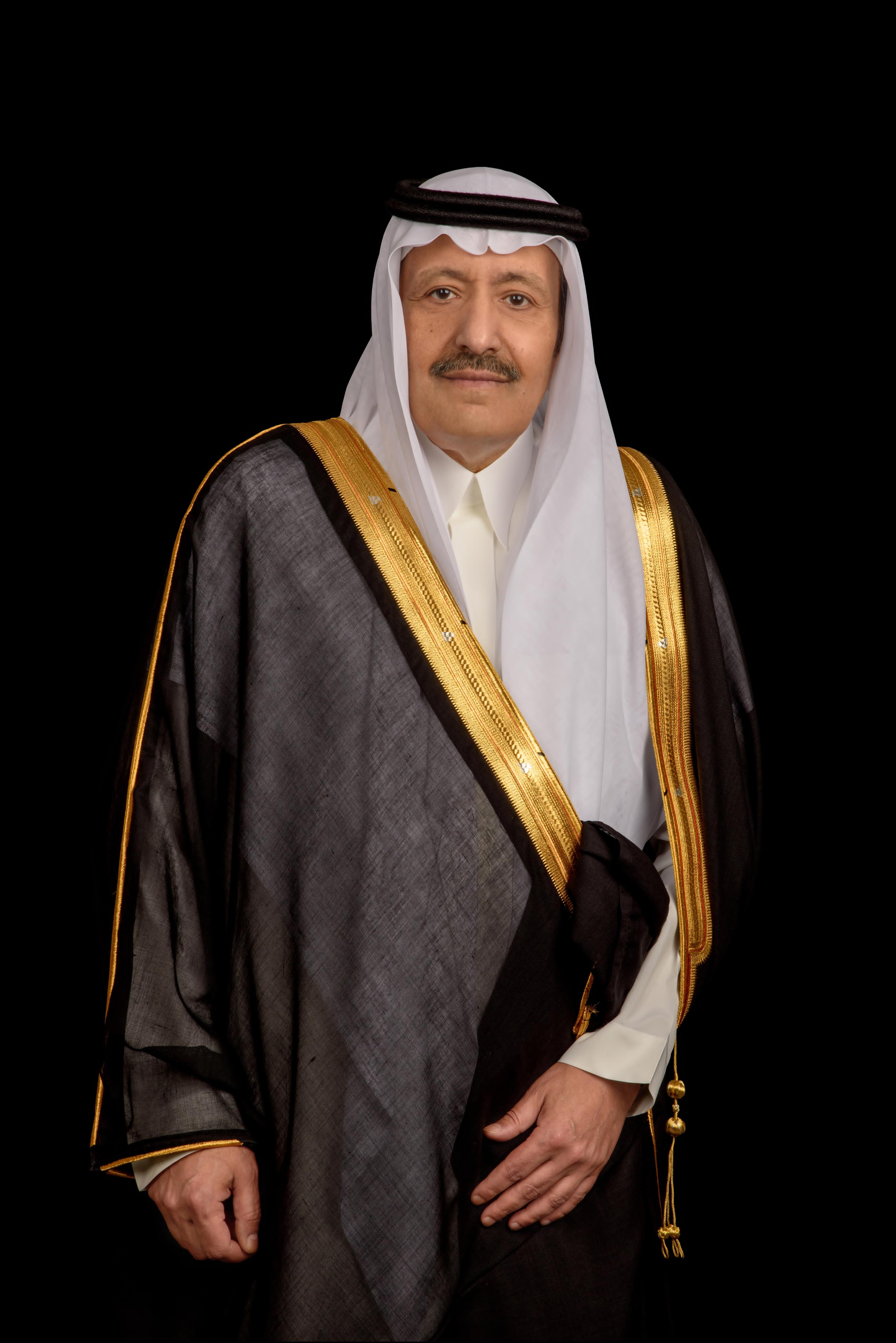 أمير الباحة يوجه أمانة جائزة الباحة للإبداع والتميز بإضافة فرع "الحرفي المتميز" في نسختها القادمة