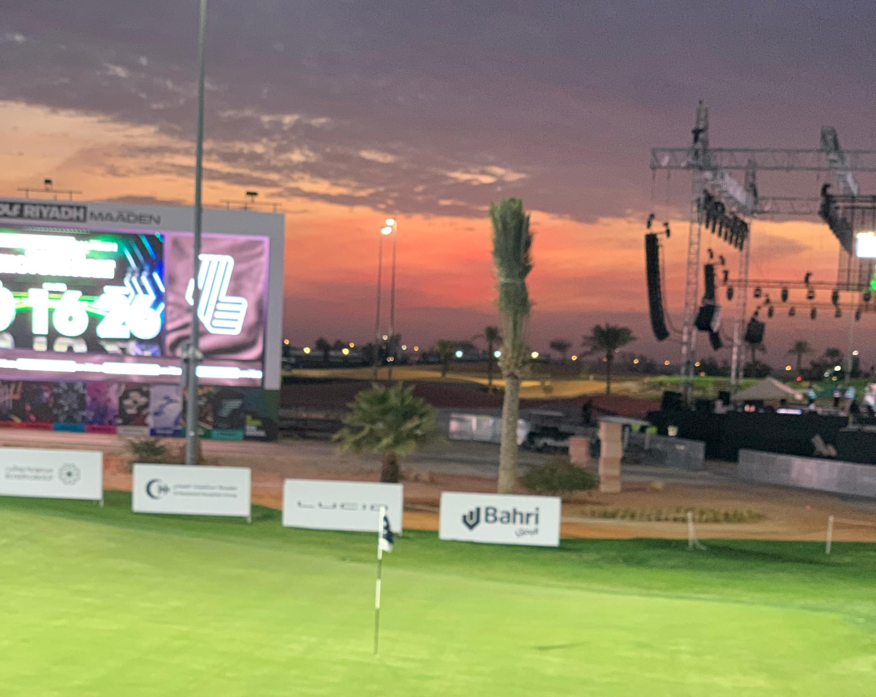 "جولف الرياض"…..تستضيف LIV GOLF تحت تحت الأضواء غدٍ الخميس