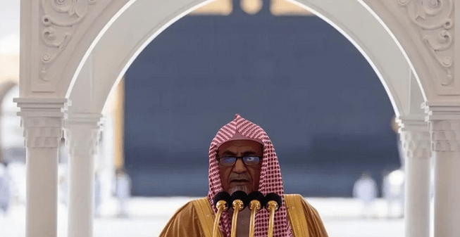 خطيب المسجد الحرام: حين ينفصل العقل عن الإيمان ينهار العمران البشري