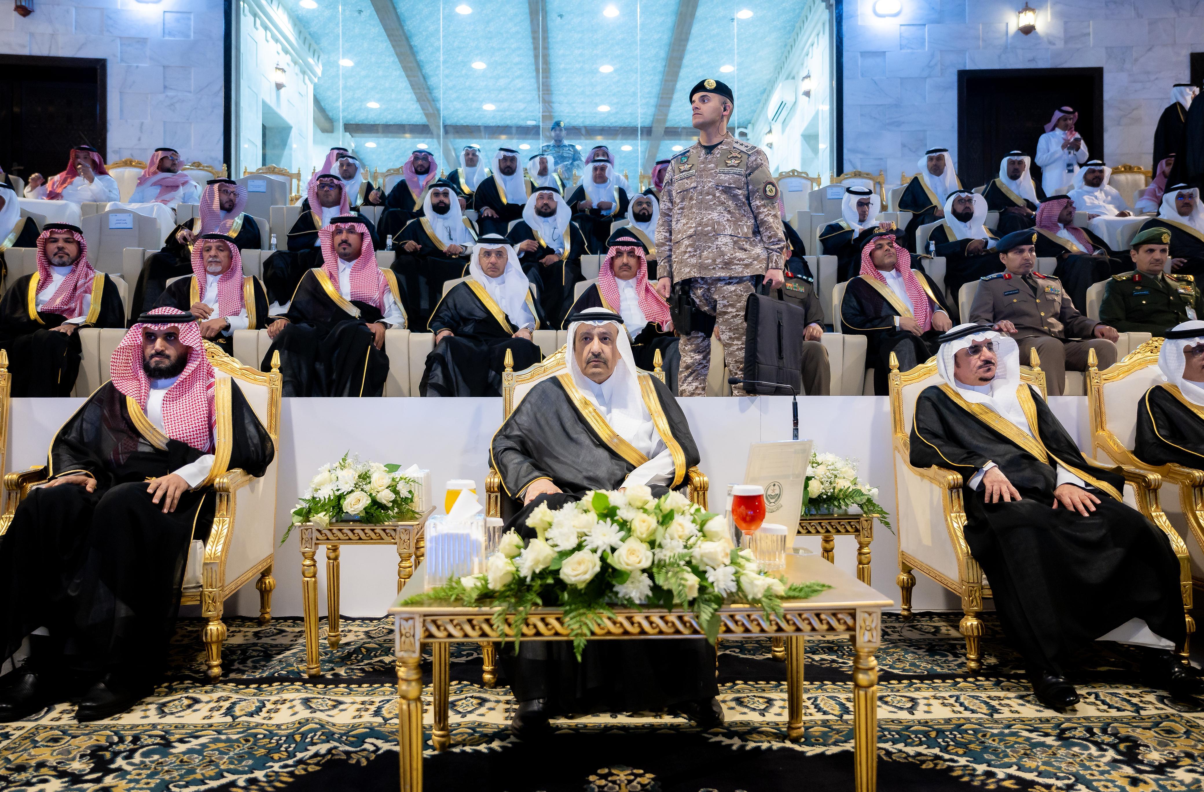الأمير حسام بن سعود يرعى حفل تخريج 4700 طالب وطالبة من جامعة الباحة