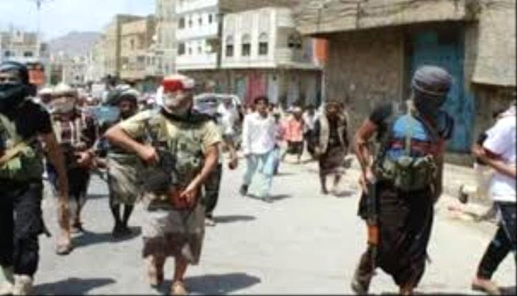اعتداء وحشي على مراسل قناة العربية في تعز ونقابة الصحفيين تطالب بتحقيق عاجل