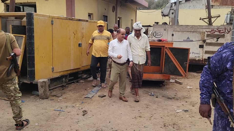 مدير عام دارسعد يجري زيارة تفقدية لمراقبة سير العمل في مضخة مياة المجاري والصرف الصحي بمنطقة نمبر 6 جنوب المديرية