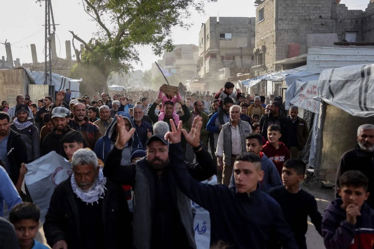 مسيرات في بيت لاهيا تهاجم «حماس» وتدعو لوقف الحرب
