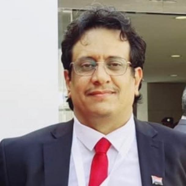 على غرار بترومسيلة وصافر .. وكيل اول محافظة شبوة فهد الخليفي يدعو الرئاسي الى اصدار قرار بإنشاء شركة نفطية بالمحافظة