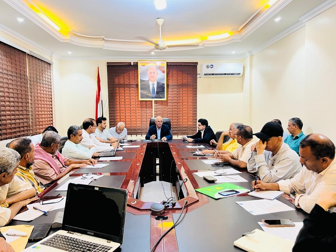 الشرجبي يفتتح اجتماعاً تشاورياً لتحديث النسخة الثالثة من المساهمات المحددة وطنياً