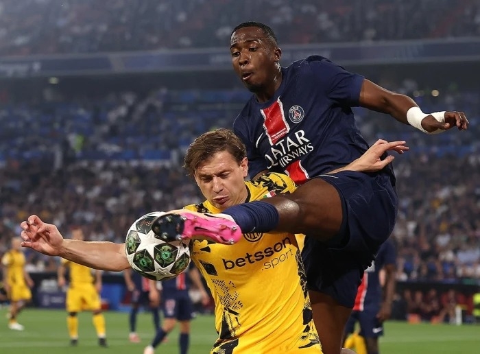 باريس سان جيرمان يُسقط إنتر ميلان بخماسية ويتوج بطلا لدوري أبطال أوروبا