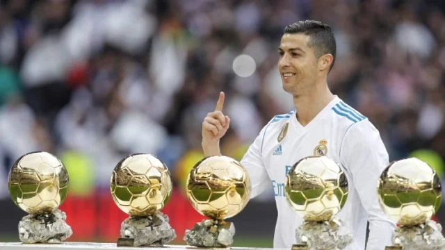رونالدو يشكّك في معايير الكرة الذهبية