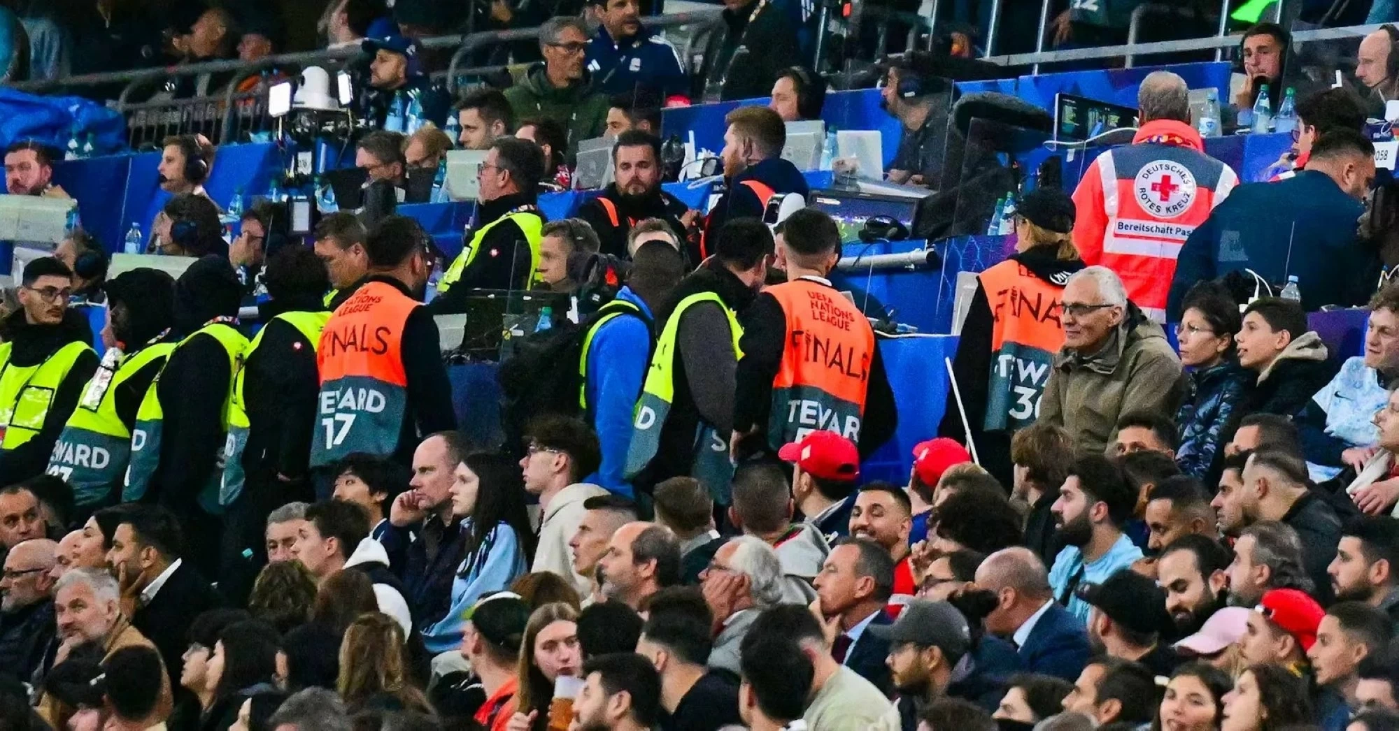وفا..ة مشجع خلال نهائي دوري الأمم الأوروبية في ميونيخ