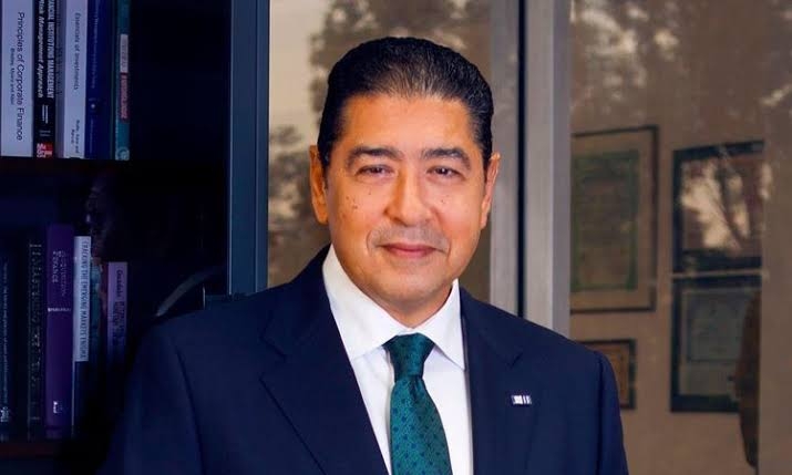 ما مصير الفائدة في اجتماع المركزي المقبل؟.. هشام عز العرب يُجيب