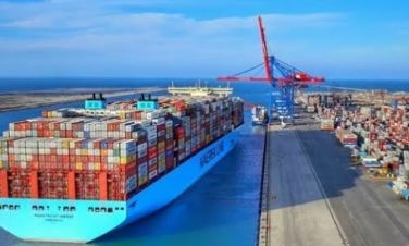صادرات مصر تقفز 27.4% خلال 4 أشهر في 2025