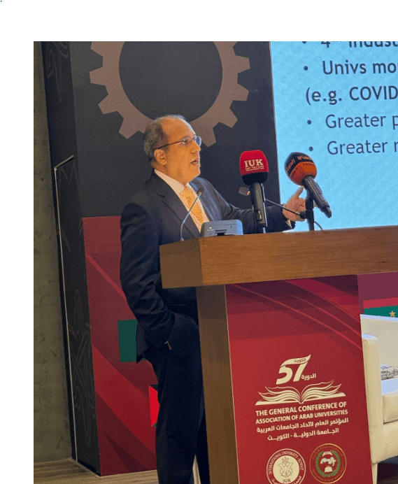 رئيس الجامعة البريطانية يشارك في مؤتمر الجامعات العربية بالكويت