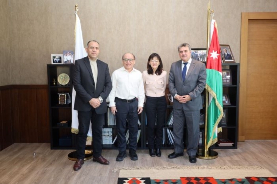 بالتنسيق مع شركة ST Engineering السنغافورية