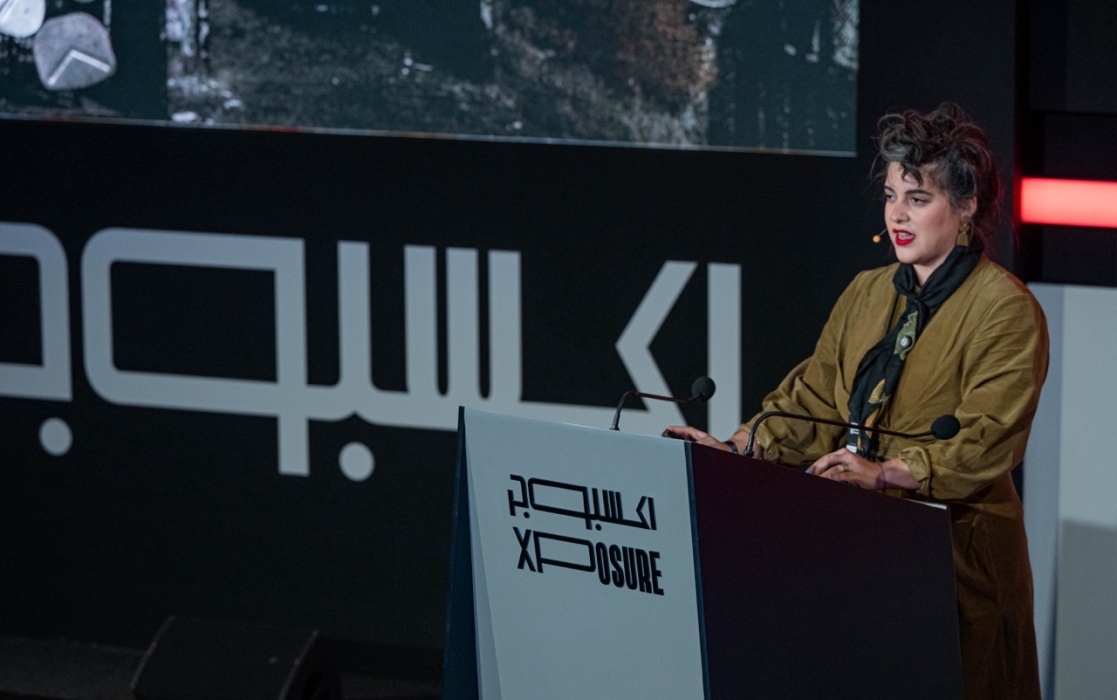 المصوّرة الفنزويلية آنا جوسين في "اكسبوجر" تكشف عن عوالم النساء المسجونات في أمريكا اللاتينية