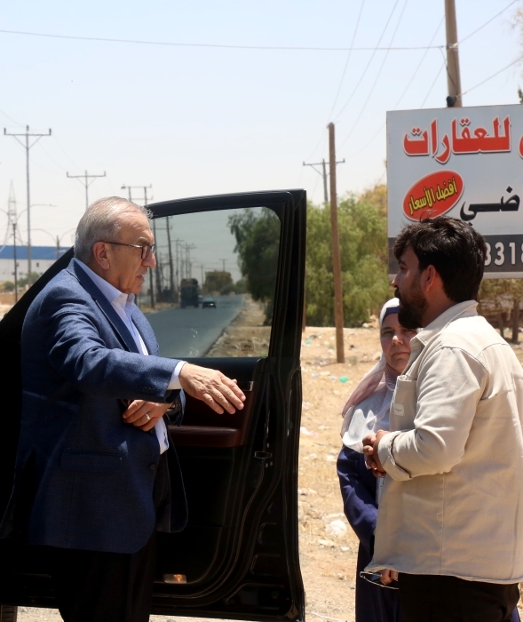 وزير الأشغال يتفقد عددًا من مشاريع الطرق في عمان وإربد والبلقاء