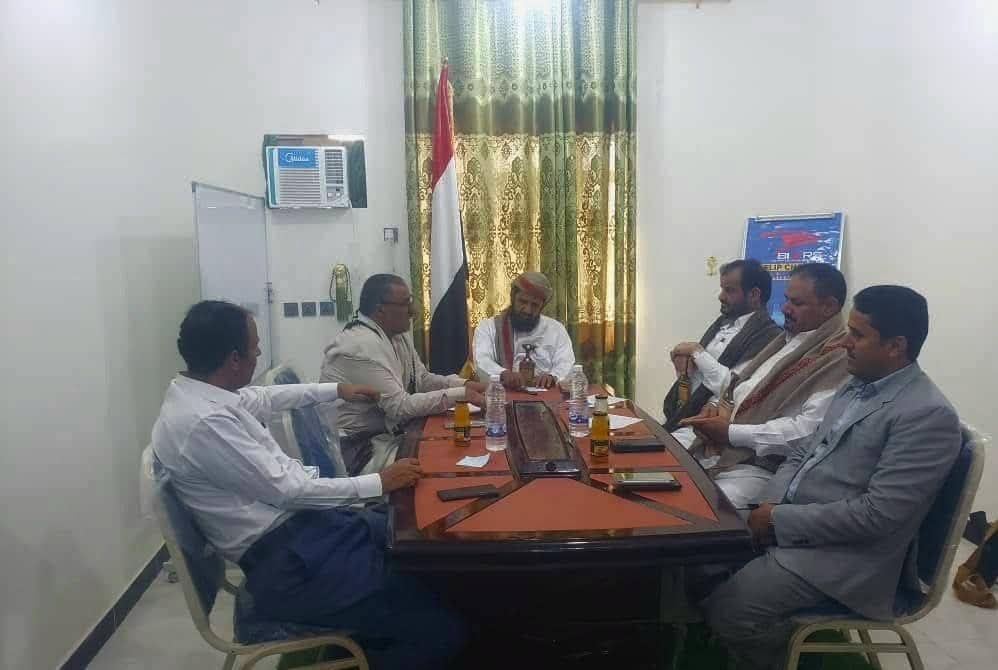 أحزاب مأرب تحمل القيادة والحكومة مسؤولية الانهيار الاقتصادي وتطالب بتمثيل عادل وإنهاء التهميش