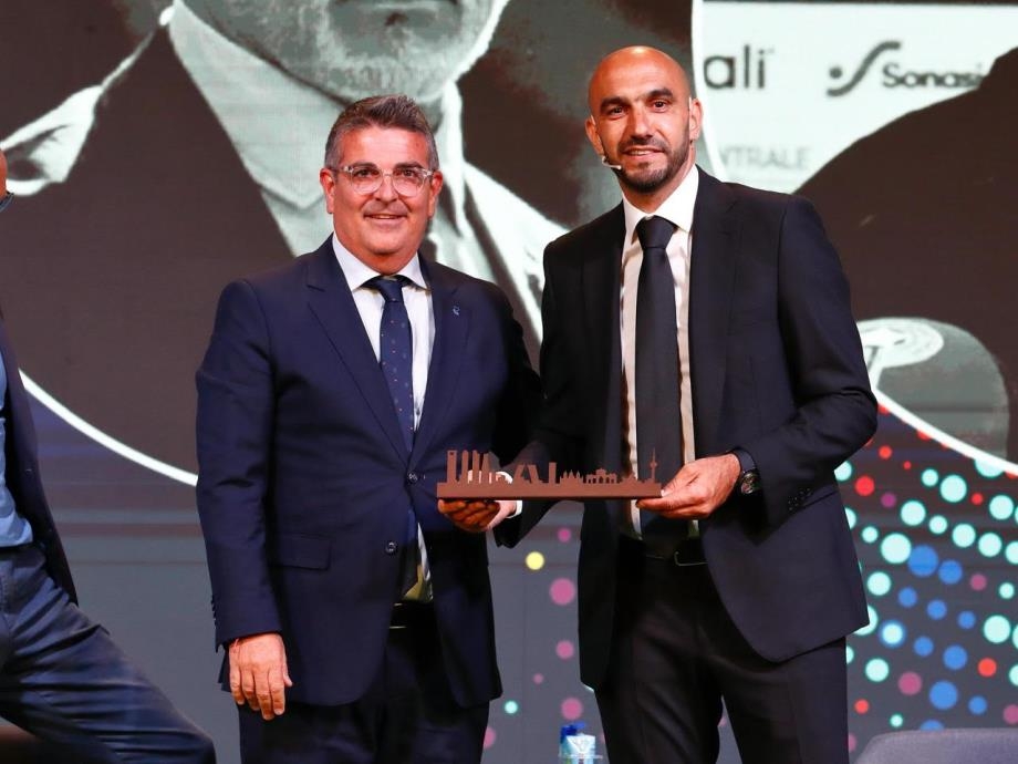إسبانيا: الركراكي يشارك في أشغال المؤتمر الدولي الأول للمدربين