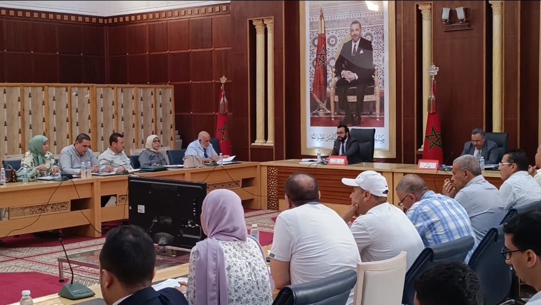 النقل المدرسي يتصدر أشغال دورة يونيو للمجلس الإقليمي للفقيه بن صالح