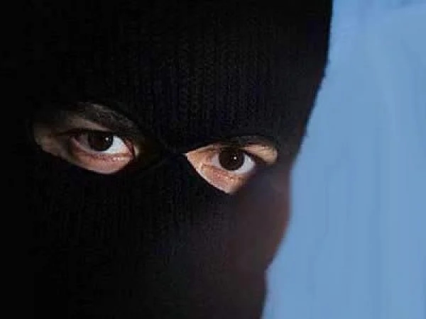 السلطات البرازيلية تفكك عصابة احتيال مصرفي اختلست أجور لاعبي كرة القدم المحترفين
