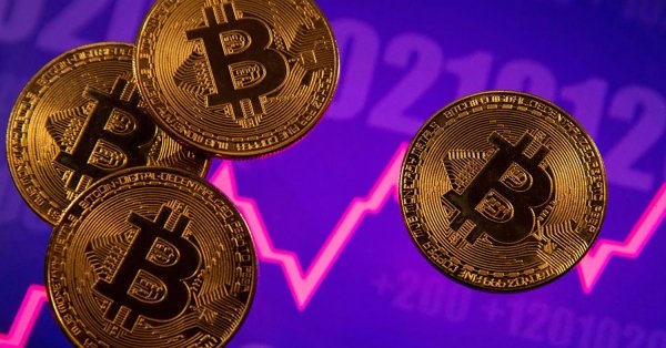 بيتكوين دون 78 ألف دولار مع انضمام العملات المشفّرة لموجة الهبوط العالمية