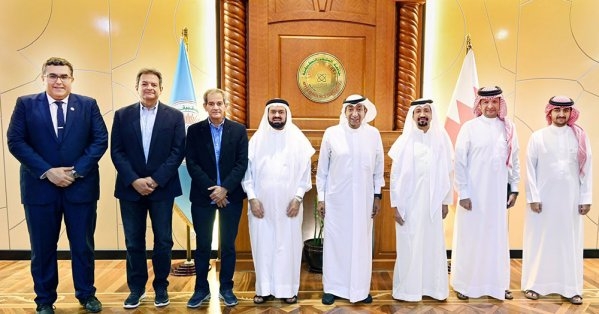 مجلس إدارة جامعة العلوم التطبيقية يشيد بإنجازات الجامعة محلياً وعربياً وعالمياً