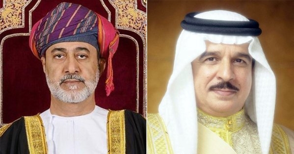 جلالة الملك المعظم يعزي جلالة سلطان عُمان في وفاة والدة السيدة الجليلة قرينة جلالته