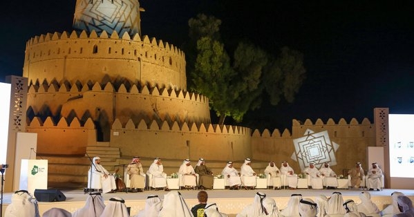 "ليالي الشعر: الكلمة المغناة" يحتفي بصحافة الشعر الشعبي