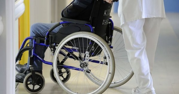 "علاج بالدماغ" قد يخلص مرضى الشلل من الكرسي المتحرك