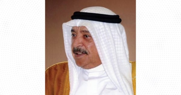 نشيد بما تضمنه كتاب "نبض الإنجاز" من توثيق بالصورة المعبرة وبالكلمة الطيبة