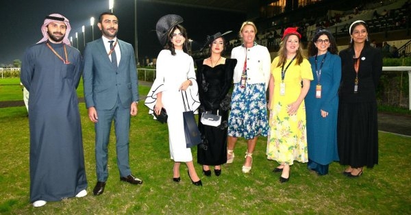 مسابقة مميزة للأزياء ضمن فعاليات 'أمسية رويالتي' لسباق الخيل