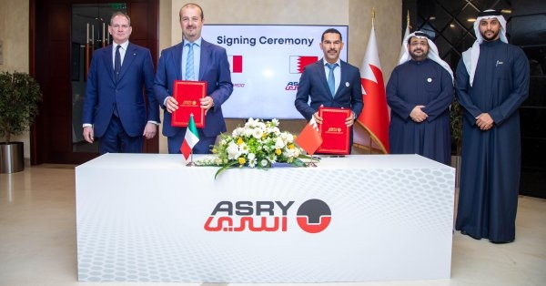 أسري توقع اتفاقيات تعاون مع شركات إيطالية